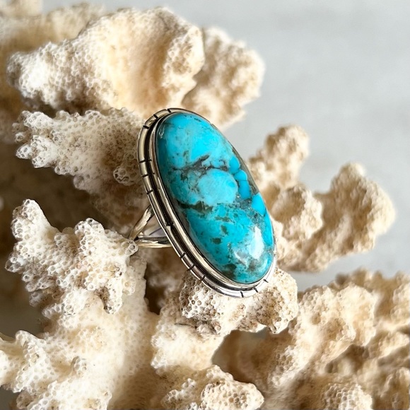 Sterling Silver Kingman Turquoise Ring - Picture 6 of 6